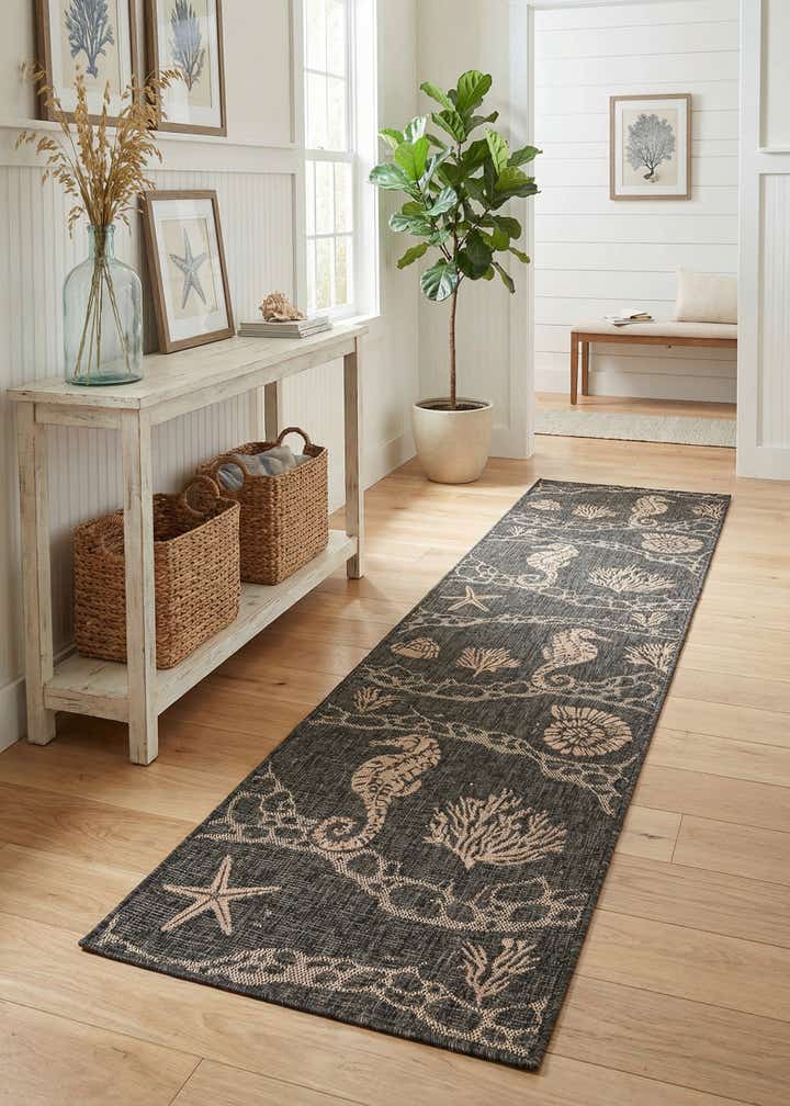 2' 7 x 12' Easy-Clean Coastal Indoor / Outdoor Runner Rug