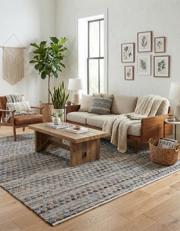 8' x 11' Hand Woven Chindi Jute Rug