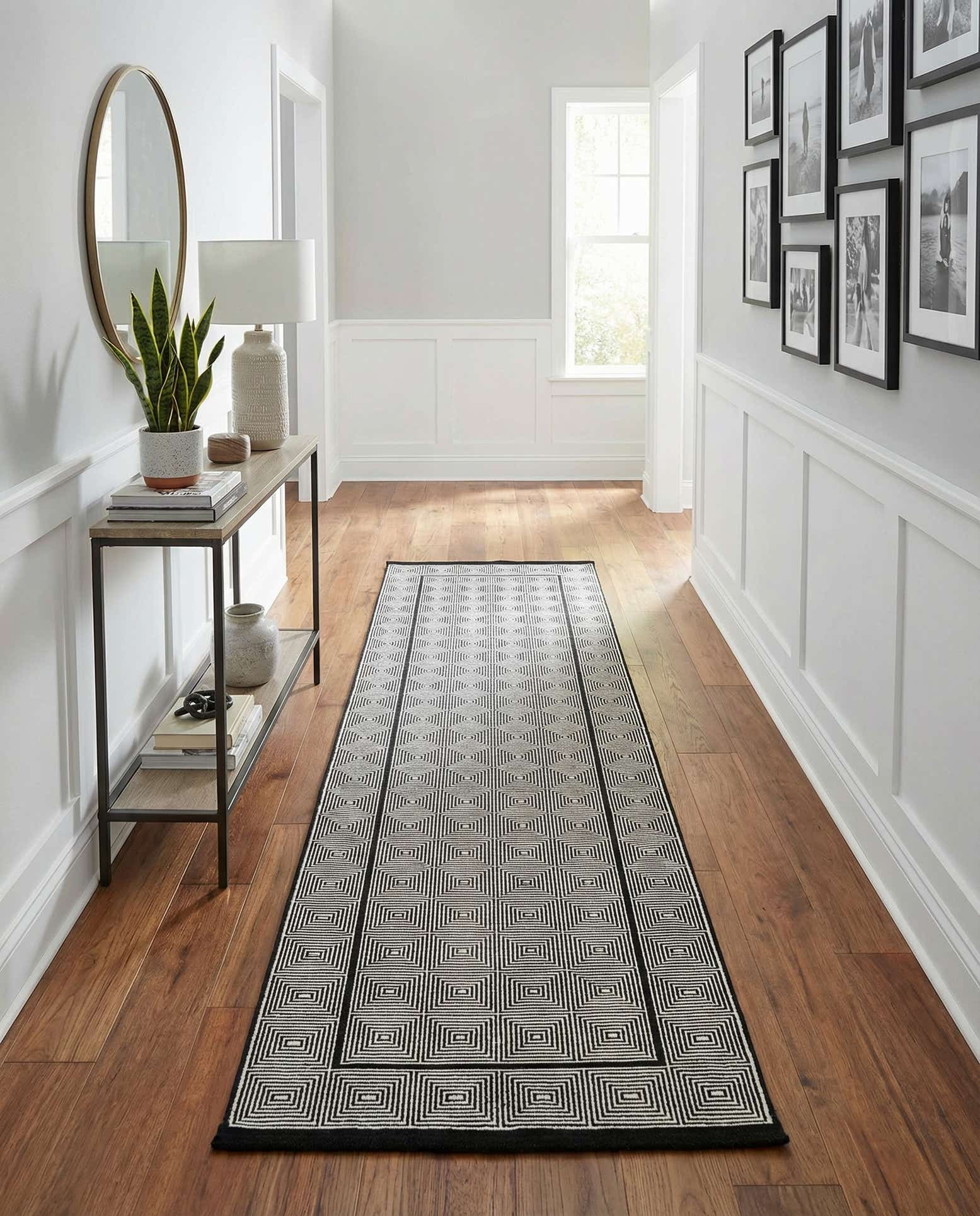 2' 7 x 12' Milano Runner Rug