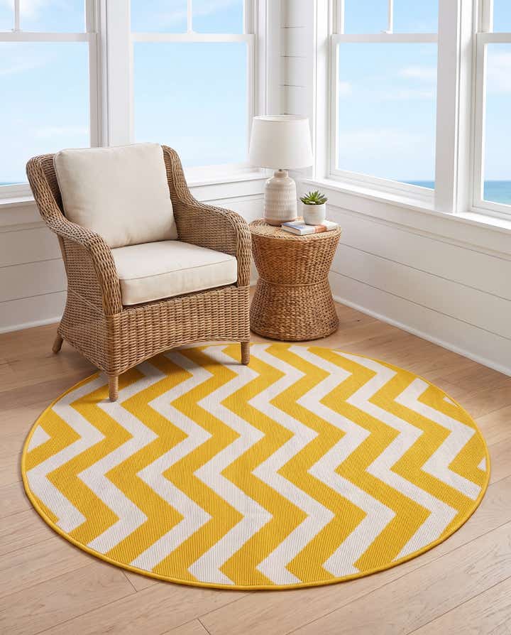 4' x 4' Easy-Clean Coastal Indoor / Outdoor Round Rug