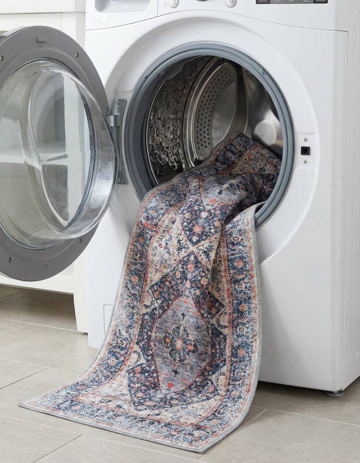 Detail image of 2' 7 x 10'  Washable Yara Runner Rug