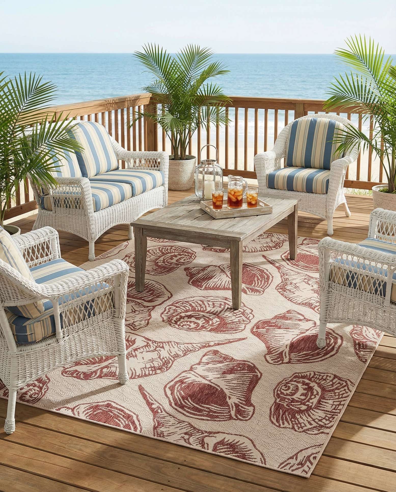 7' 10 x 10' Easy-Clean Coastal Indoor / Outdoor Rug