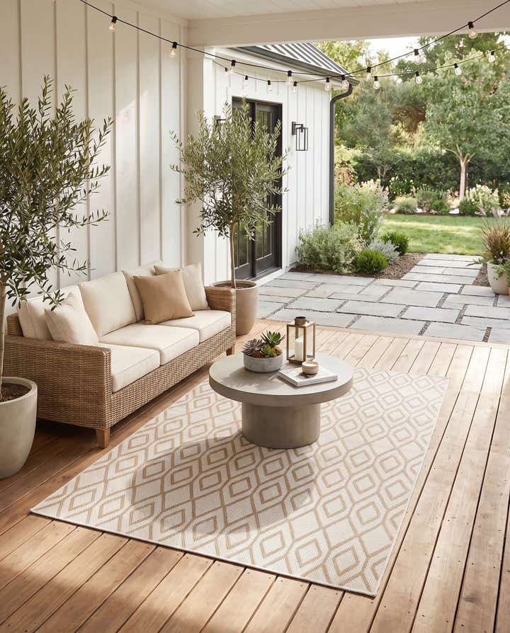 4' x 6' Easy-Clean Jill Zarin Turks and Caicos Indoor / Outdoor Rug