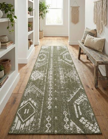 Green Easy-Clean Bohemian Indoor / Outdoor Runner Rug