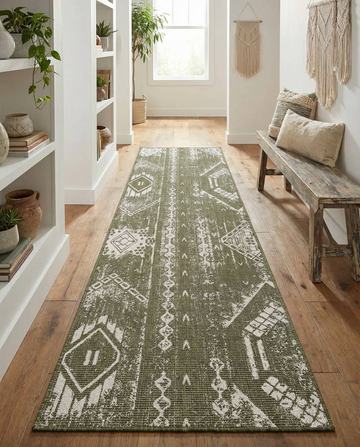 Detail image of 2' 7 x 12' Easy-Clean Bohemian Indoor / Outdoor Runner Rug