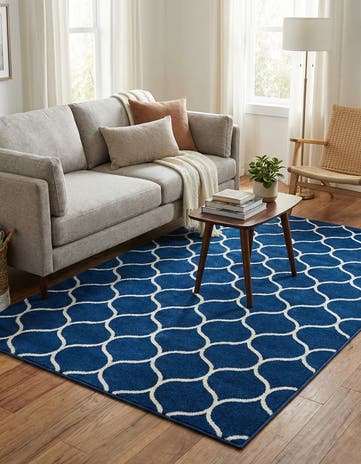 4' x 6' Lattice Frieze Rug