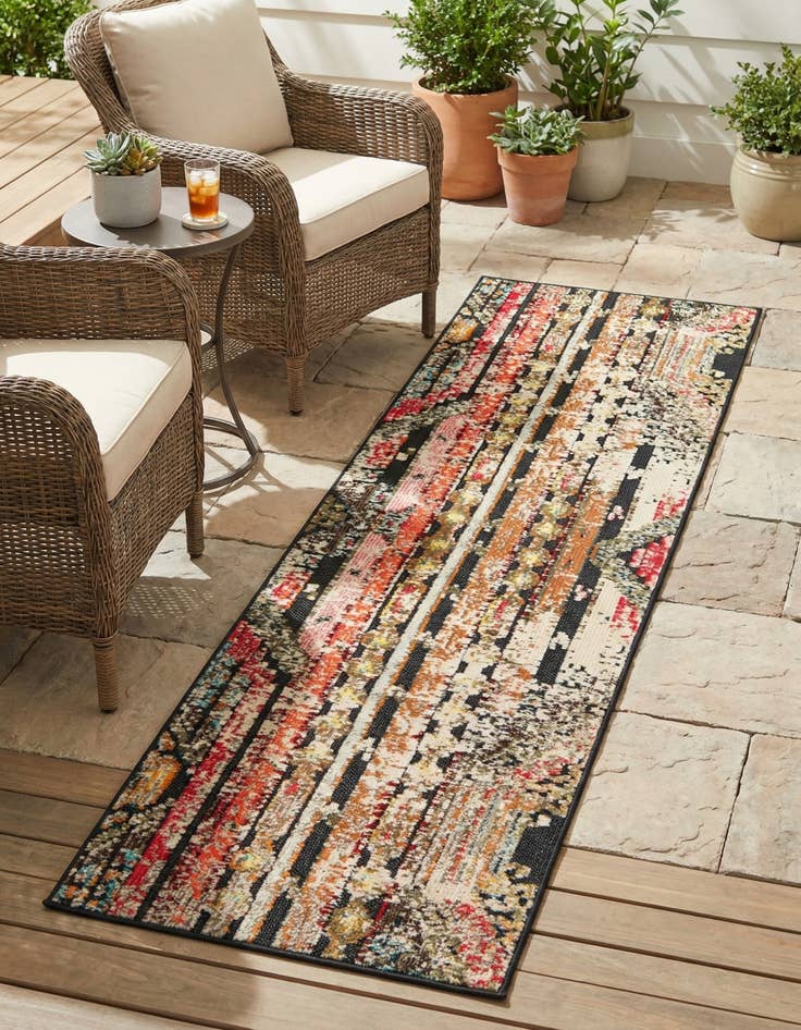Detail image of 2' x 8' Easy-Clean Casablanca Indoor / Outdoor Runner Rug