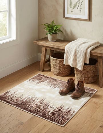 2' 3 x 2' 8 Nain Rug