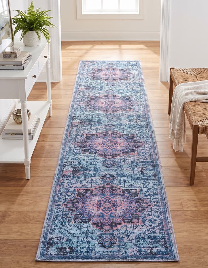 2' x 9' 10 Washable Francesca Runner Rug