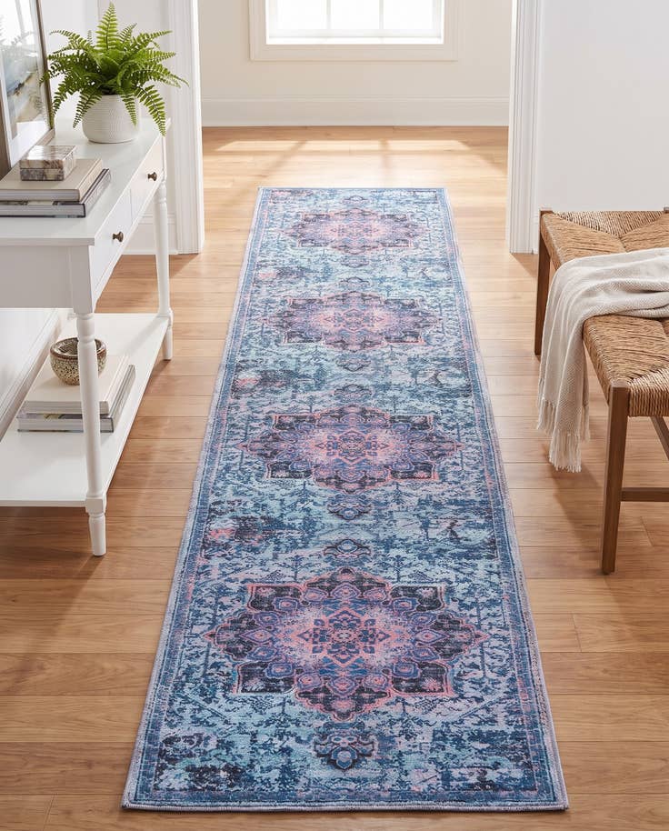 Detail image of 2' x 9' 10 Washable Francesca Runner Rug
