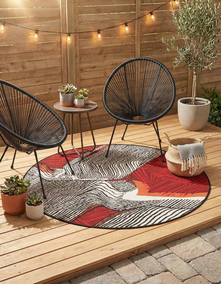 Detail image of 4' x 4'  Washable Modern Indoor / Outdoor Round Rug
