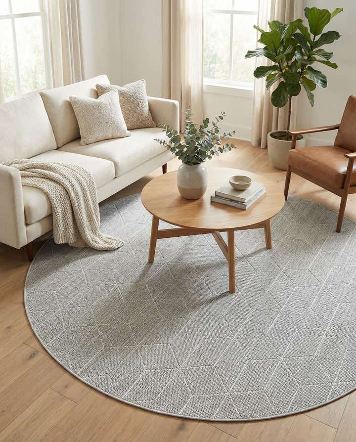 7' 10 x 7' 10 Easy-Clean Trellis Indoor / Outdoor Round Rug