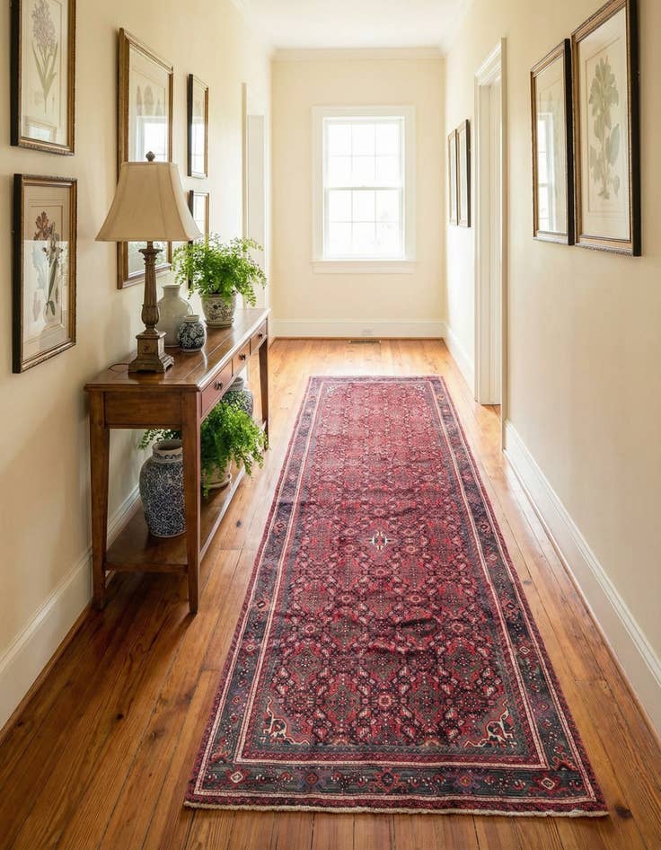 Detail image of 5' x 9' 6  Hand Knotted Hossainabad Persian Wool Runner Rug