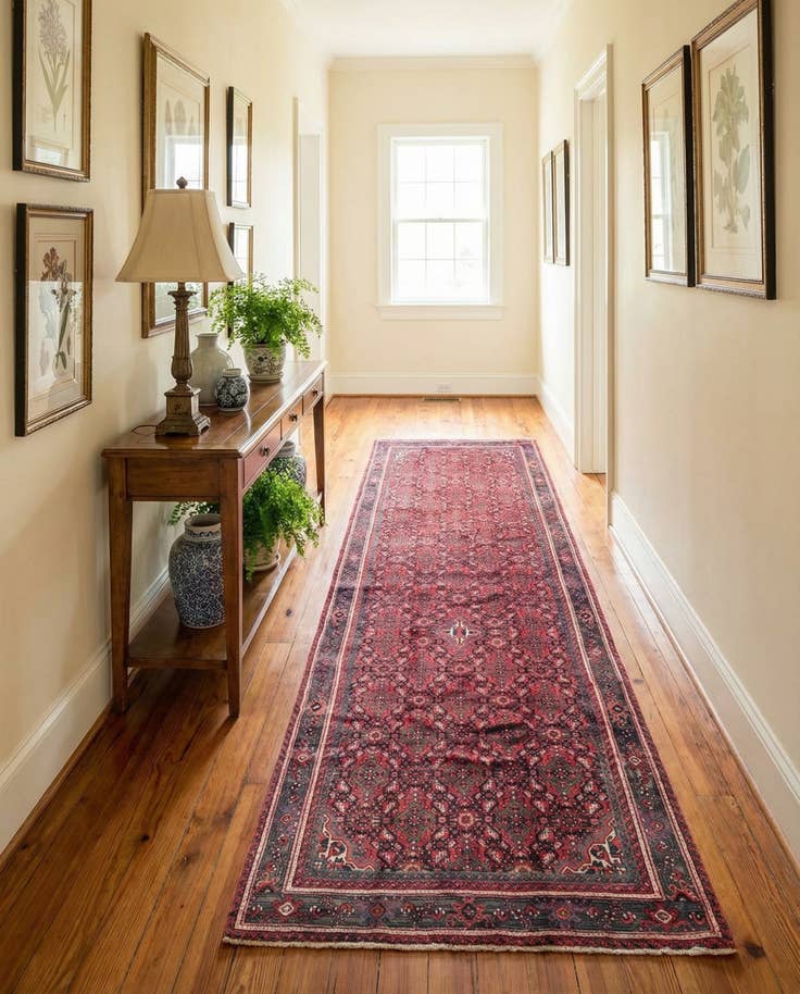 Detail image of 5' x 9' 6 Hand Knotted Hossainabad Persian Wool Runner Rug