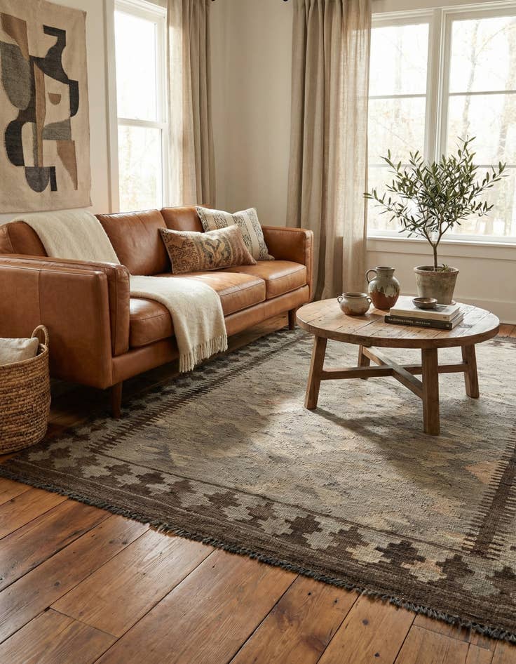 Detail image of 3' 10 x 6'  Hand Woven Kilim Maymana Wool Rug