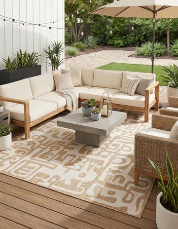 6' x 9' Easy-Clean Modern Indoor / Outdoor Rug