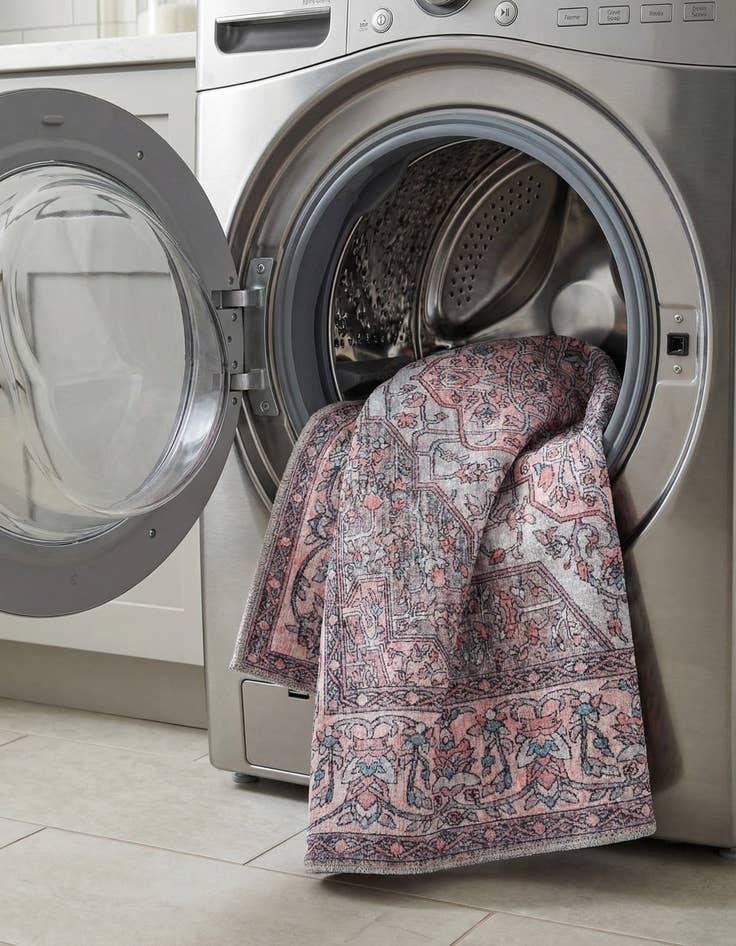 Detail image of 5' 3 x 5' 3  Washable Mangata Square Rug