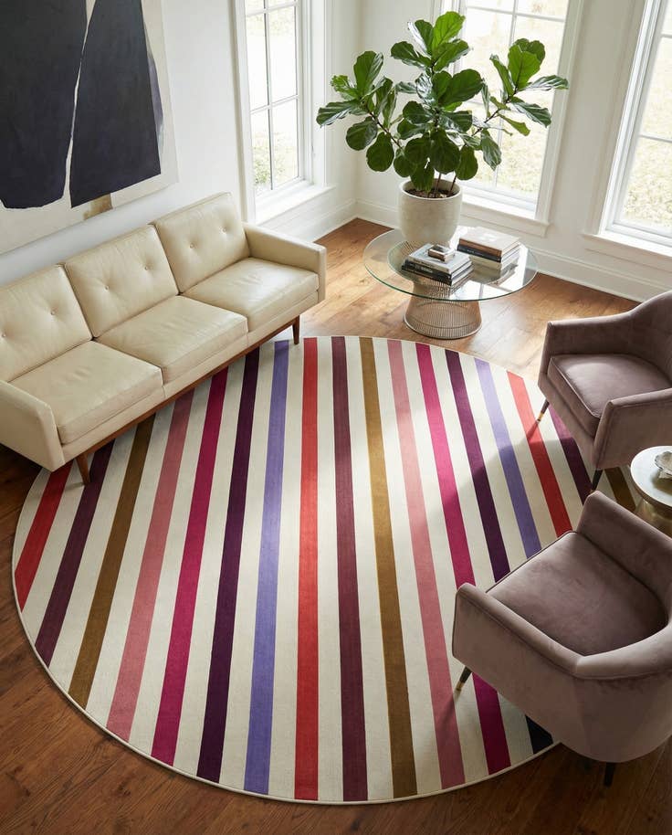 Detail image of 10' x 10' Easy-Clean Ribbon Indoor / Outdoor Round Rug