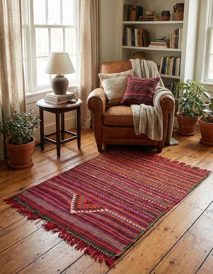 Detail image of 3' 2 x 4'  Hand Woven Kilim Fars Wool Rug