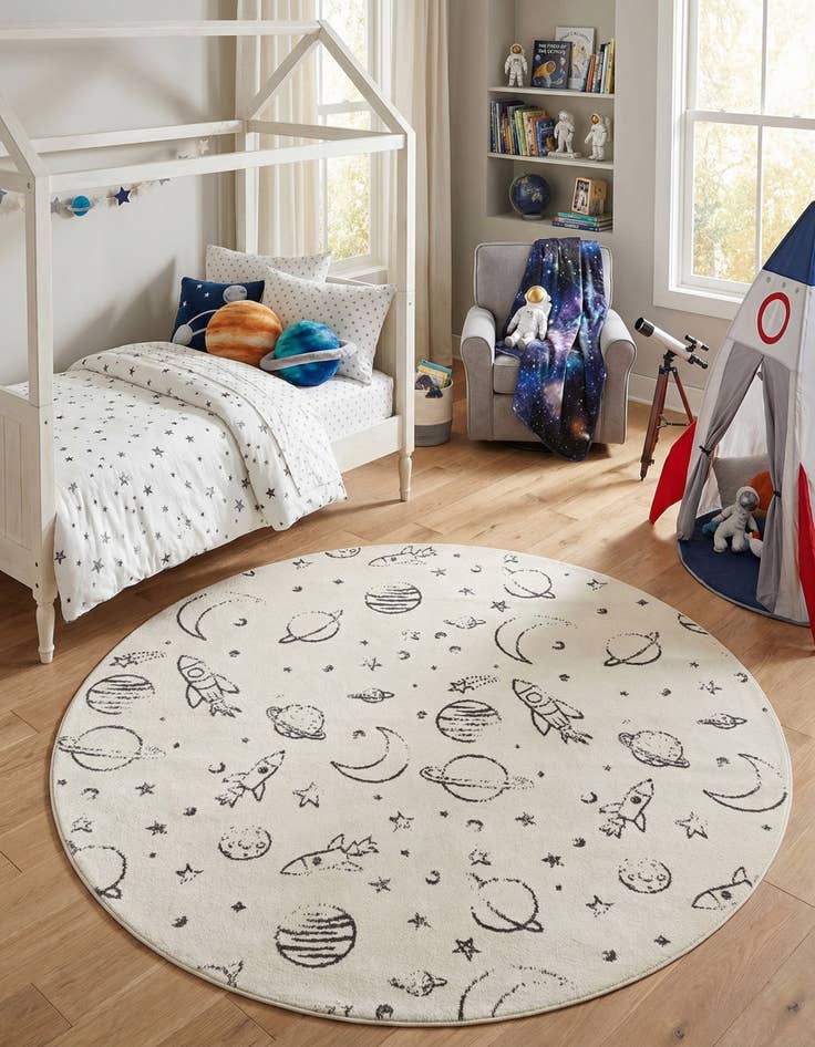 Detail image of 7' 10 x 7' 10 Planets Whimsy Kids Round Rug