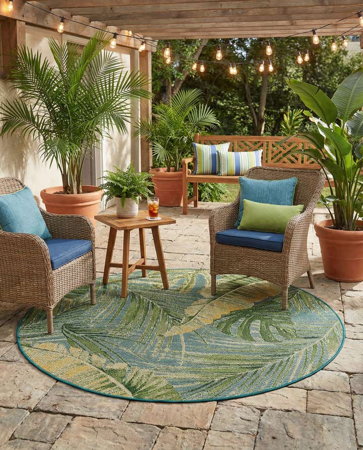 6' x 6' Easy-Clean Botanical Indoor / Outdoor Round Rug