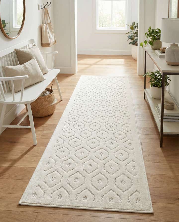 2' x 8' Easy-Clean Trellis Textured Indoor / Outdoor Runner Rug