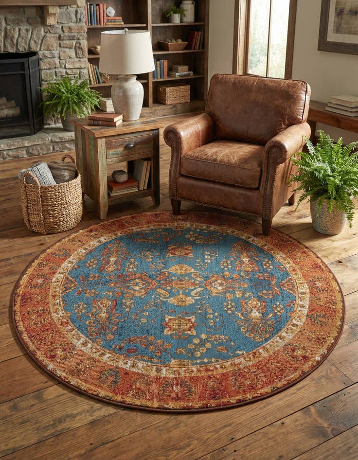 Detail image of 4' x 4'  Washable Traditional Indoor / Outdoor Round Rug