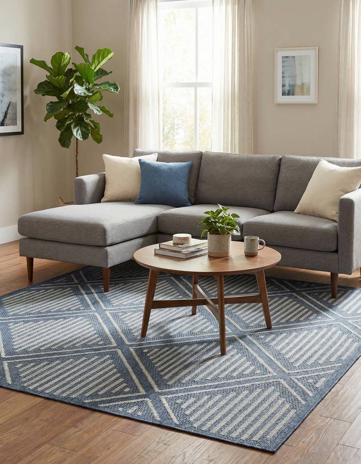 Detail image of  7' 10 x 7' 10  Washable Lattice Indoor / Outdoor Square Rug