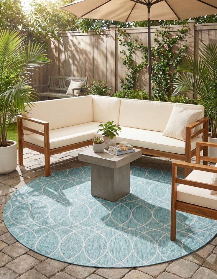 Detail image of 10' x 10'  Washable Trellis Indoor / Outdoor Round Rug