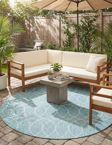 10' x 10' Easy-Clean Lattice Indoor / Outdoor Round Rug