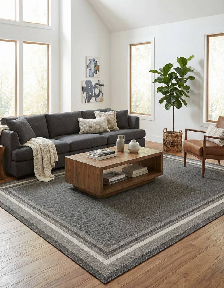 Detail image of  10' x 14'  Washable Border Indoor / Outdoor Rug