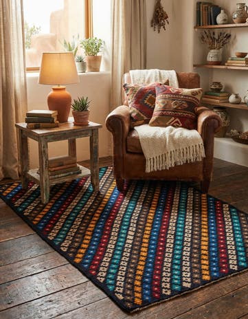 4' x 6' Hand Knotted Balouch Wool Rug