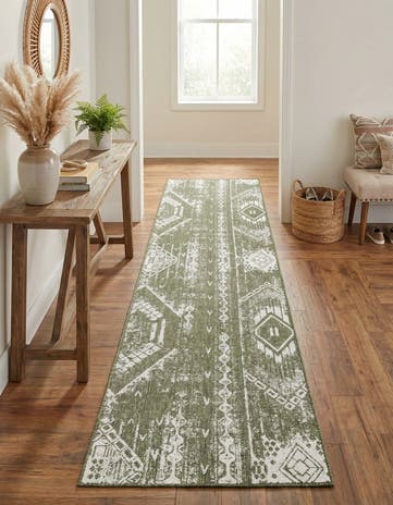 3' 3 x 14' Easy-Clean Bohemian Indoor / Outdoor Runner Rug