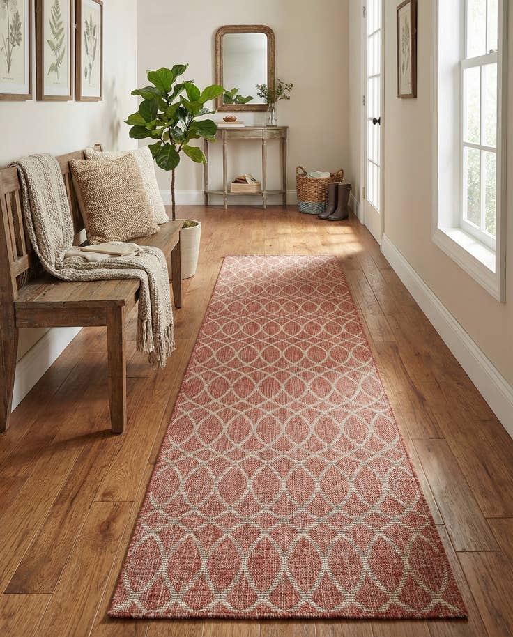 Detail image of 2' 7 x 10' Easy-Clean Trellis Indoor / Outdoor Runner Rug