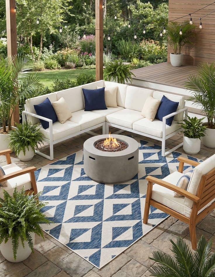 Detail image of 6' x 9' Easy-Clean Jill Zarin Napa Indoor / Outdoor Rug