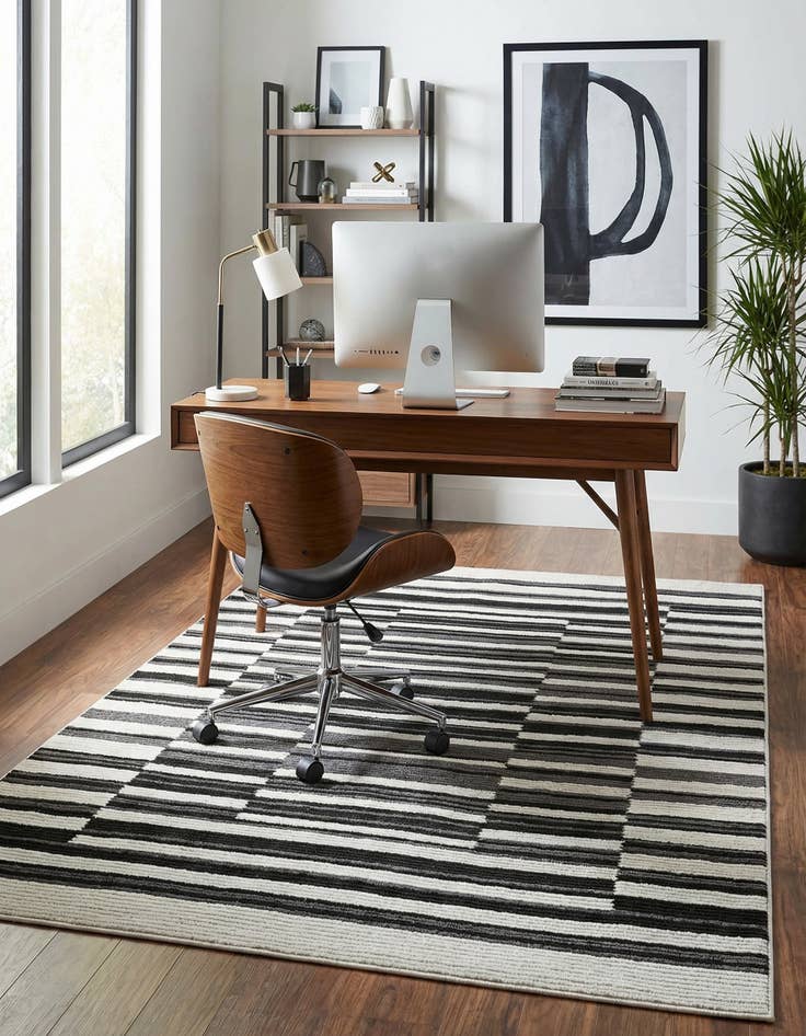 Detail image of 5' x 8' Odyssey Rug