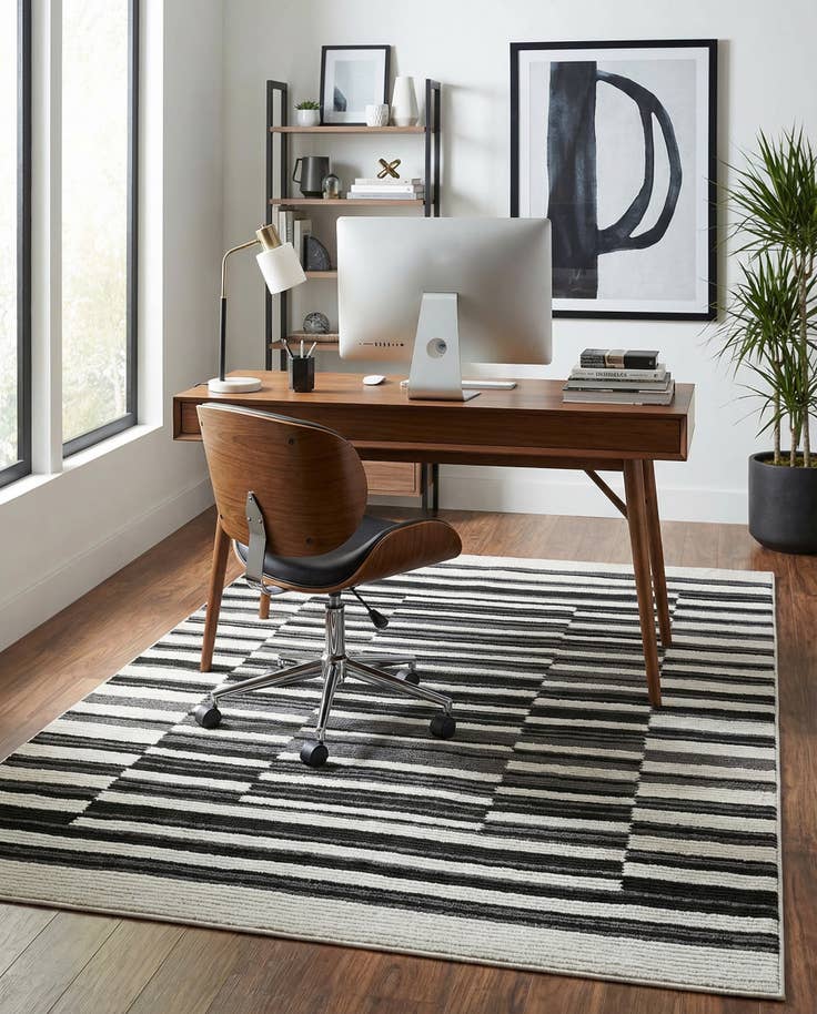 Detail image of 5' x 8' Odyssey Rug