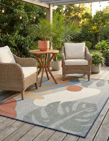 4' 1 x 6' 1 Easy-Clean Baja Indoor / Outdoor Rug
