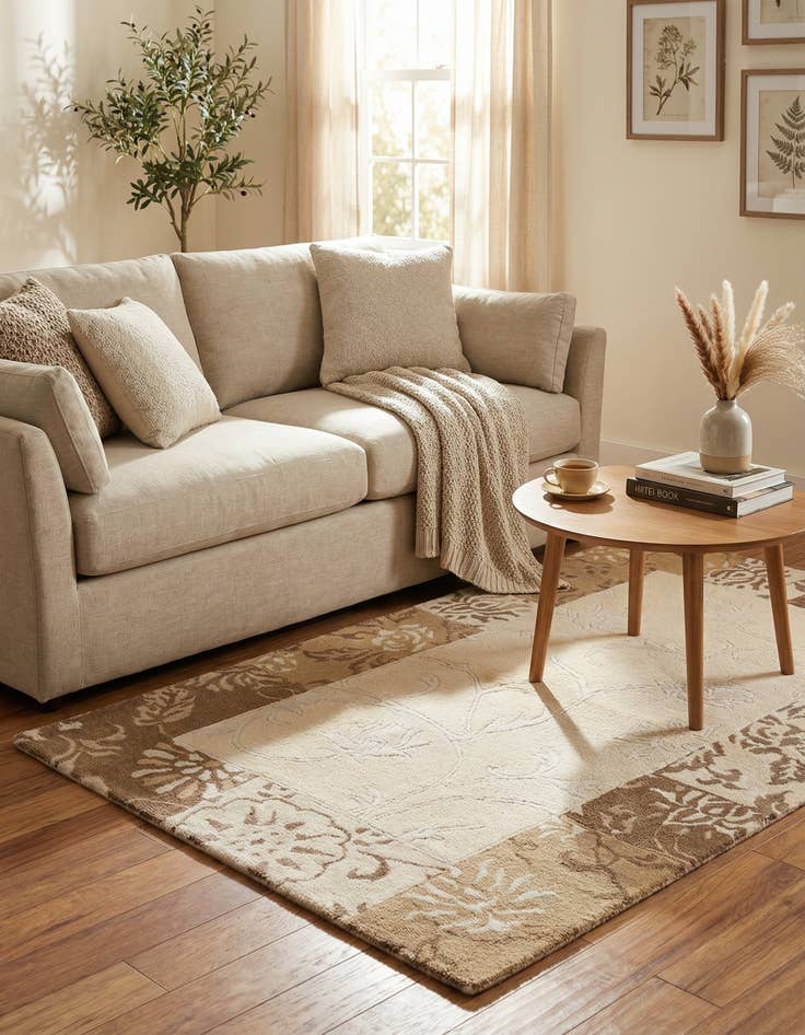 Detail image of 3' 1 x 4' 10  Hand Knotted Darya Wool Rug