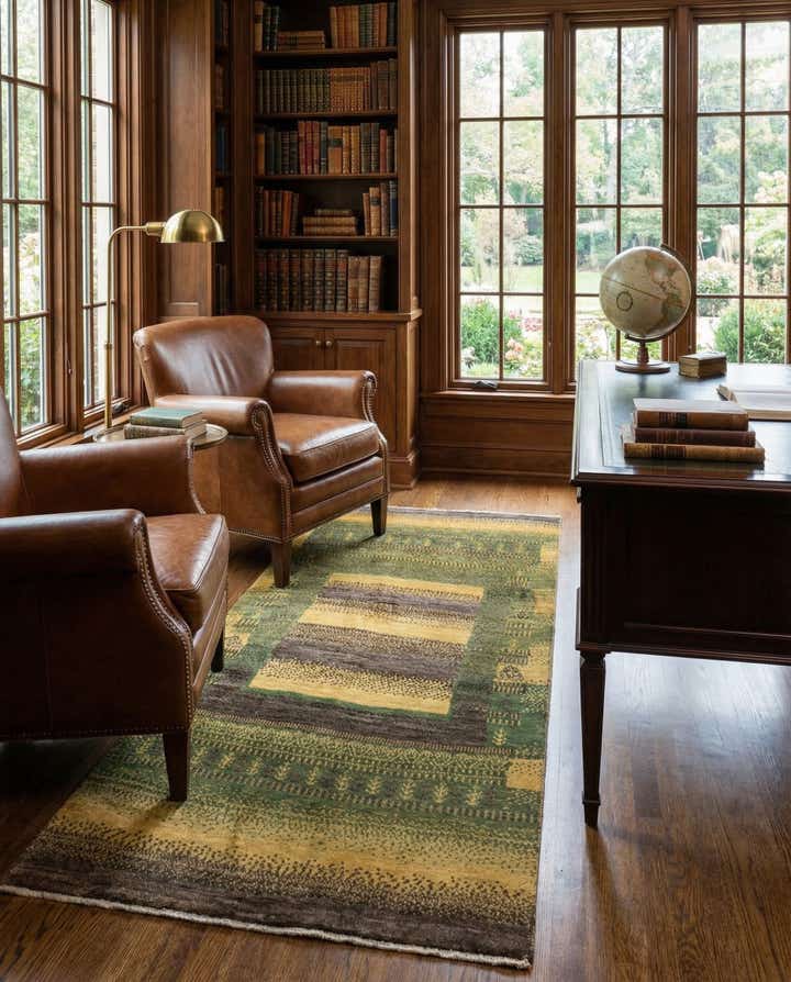2' 7 x 4' 5 Kashkuli Wool Rug