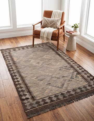 3' 10 x 6' Hand Woven Kilim Maymana Wool Rug