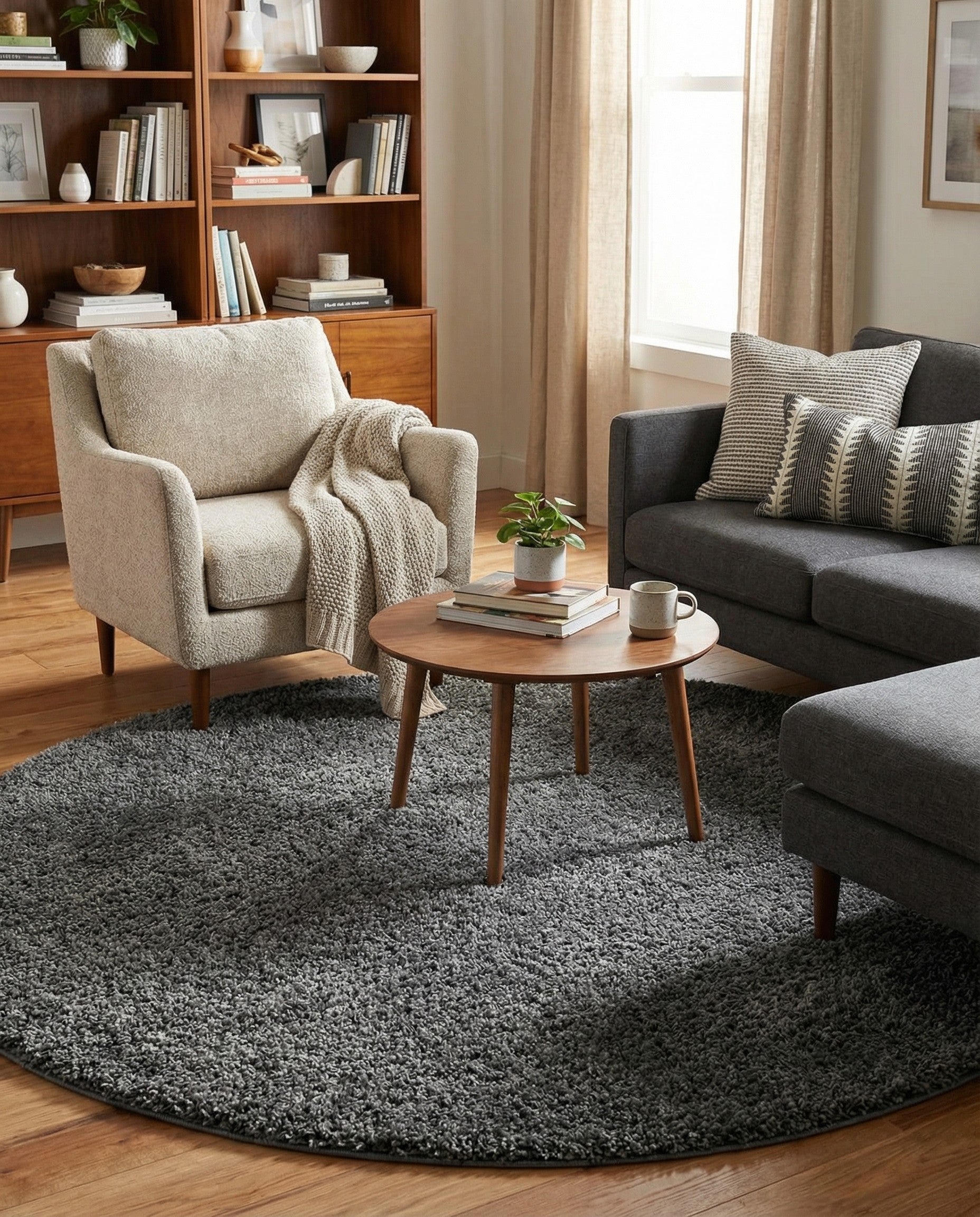  6' x 6' Soft Solid Shag Round Rug