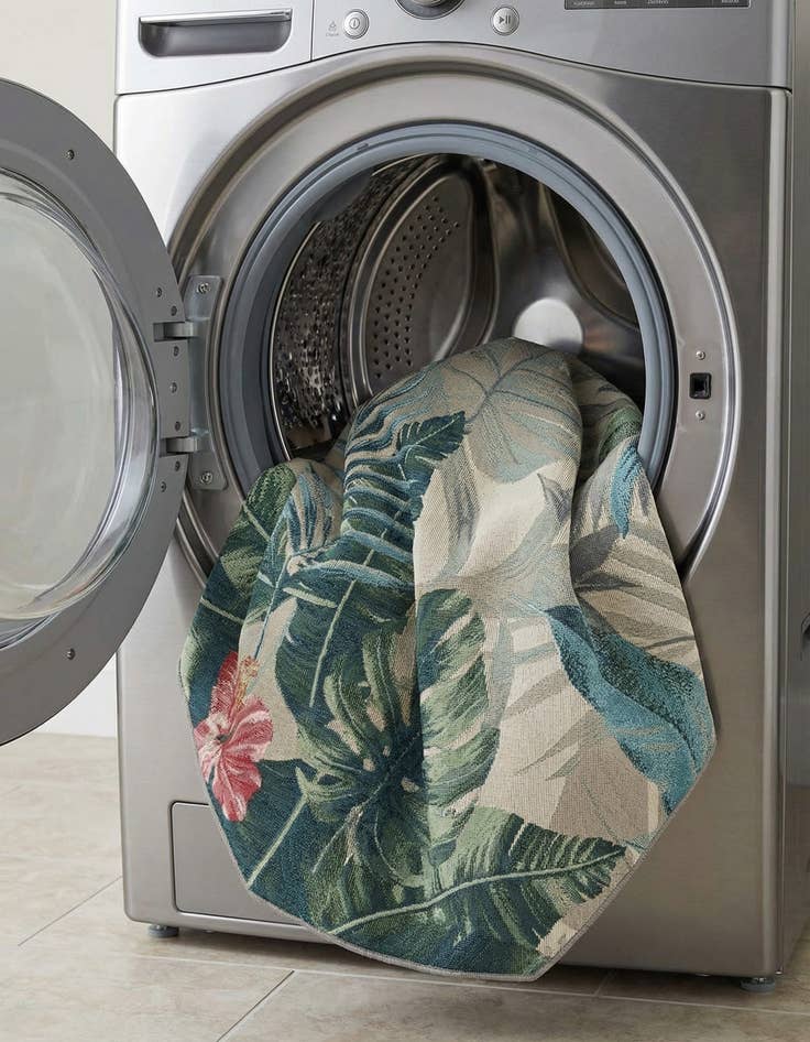 Detail image of 5' 3 x 5' 3  Washable Botanical Indoor / Outdoor Octagon Rug