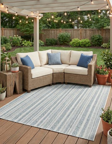 5' 3 x 8' Easy-Clean Ribbon Indoor / Outdoor Rug