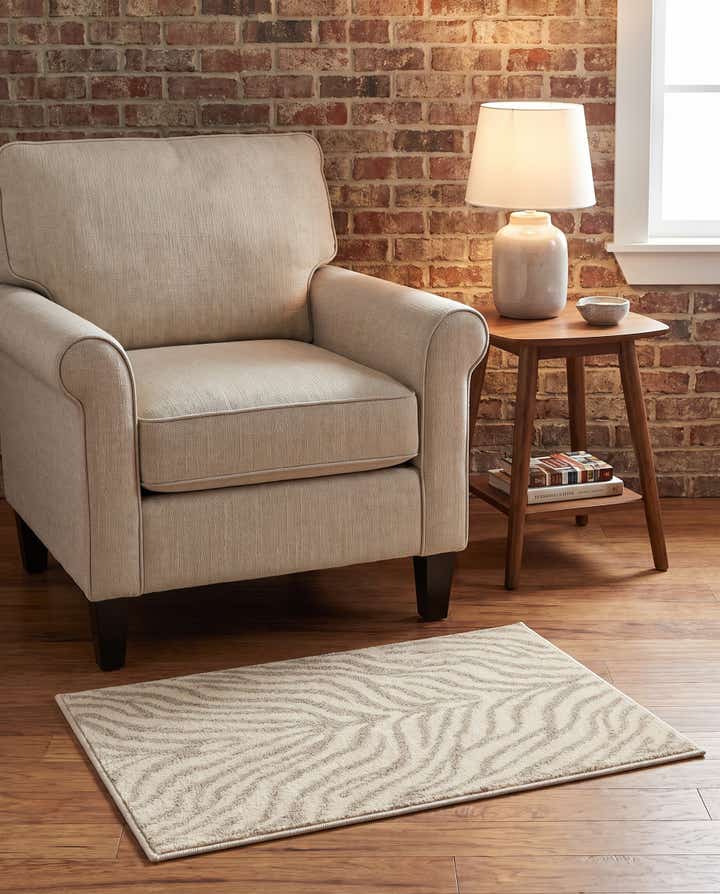 2' x 3' Contour Rug