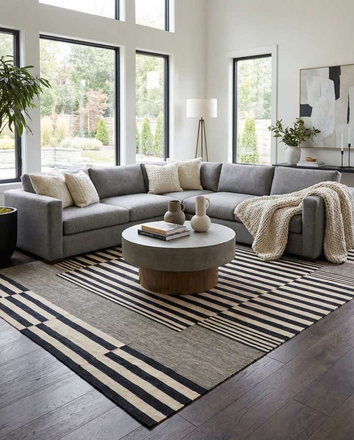 7' x 10' Hand Woven Kilim Modern Wool Rug