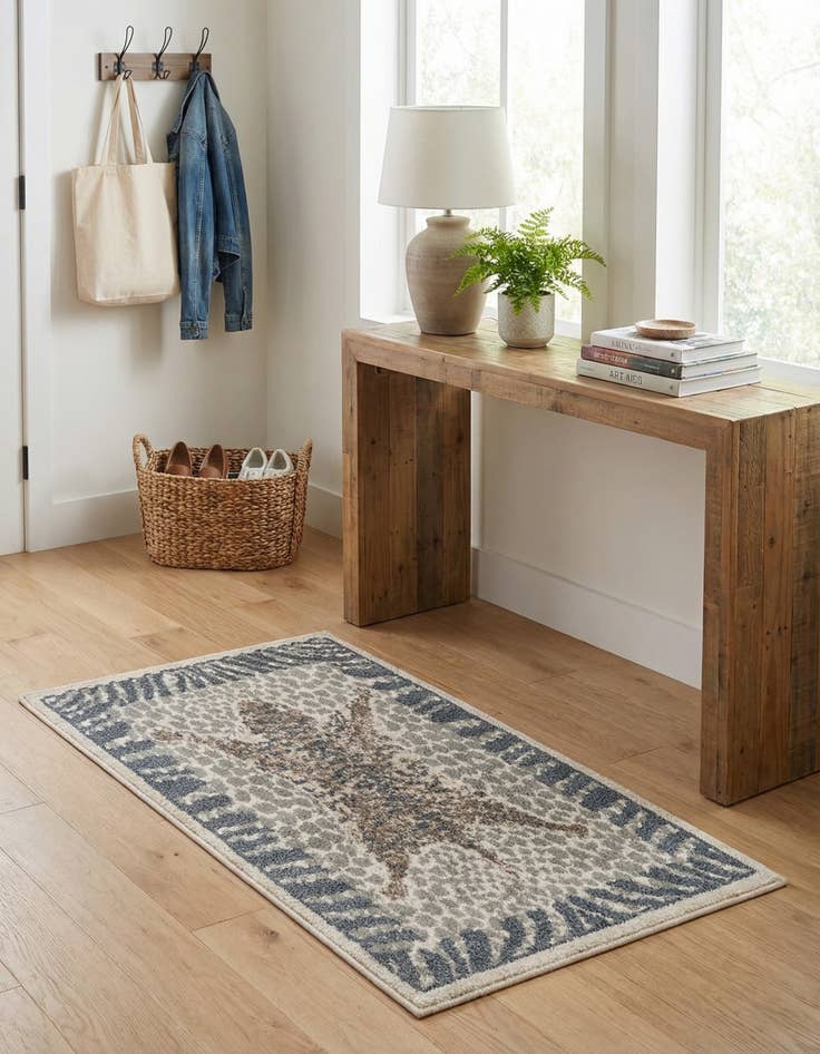 Detail image of 2' x 3' Safari Rug