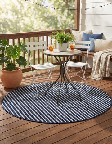 5' x 5' Easy-Clean Sabrina Soto Indoor / Outdoor Round Rug
