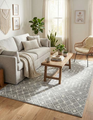 5' 3 x 8' Moroccan Trellis Rug