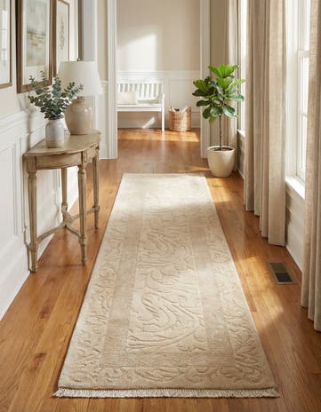 2' 8 x 9' 10 Hand Knotted Darya Wool Runner Rug